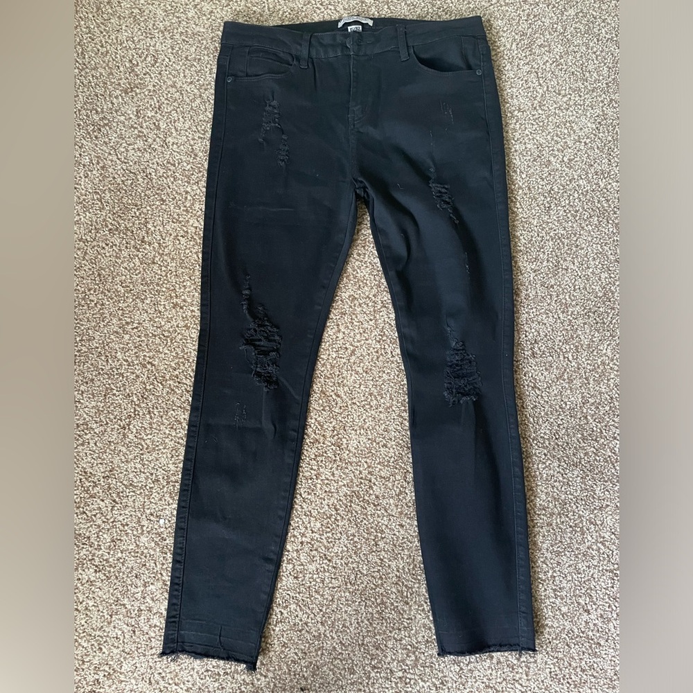 Judy Blue distressed skinny jeans sz 32/15